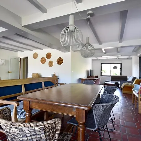 7 Avec Grande Piscine A 600 M De La Holiday home Royan